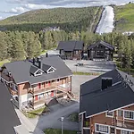 Nordic Alpine A7 Ski-in Ski-out By Aavalevi شقة ليفي